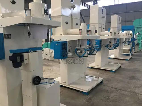 Automatic flour packing machine
